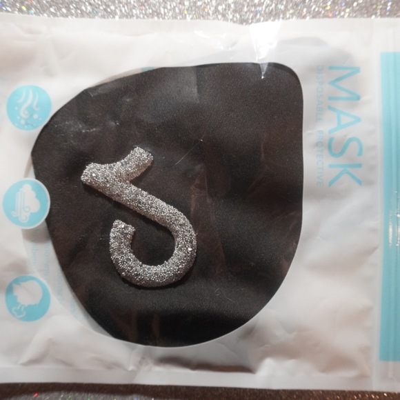 Washable/adjustable high quality face mask NIP - Picture 4 of 6